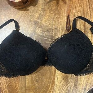 Very Sexy black lace push up (uplift/plunge) bra like new!! 34DDD